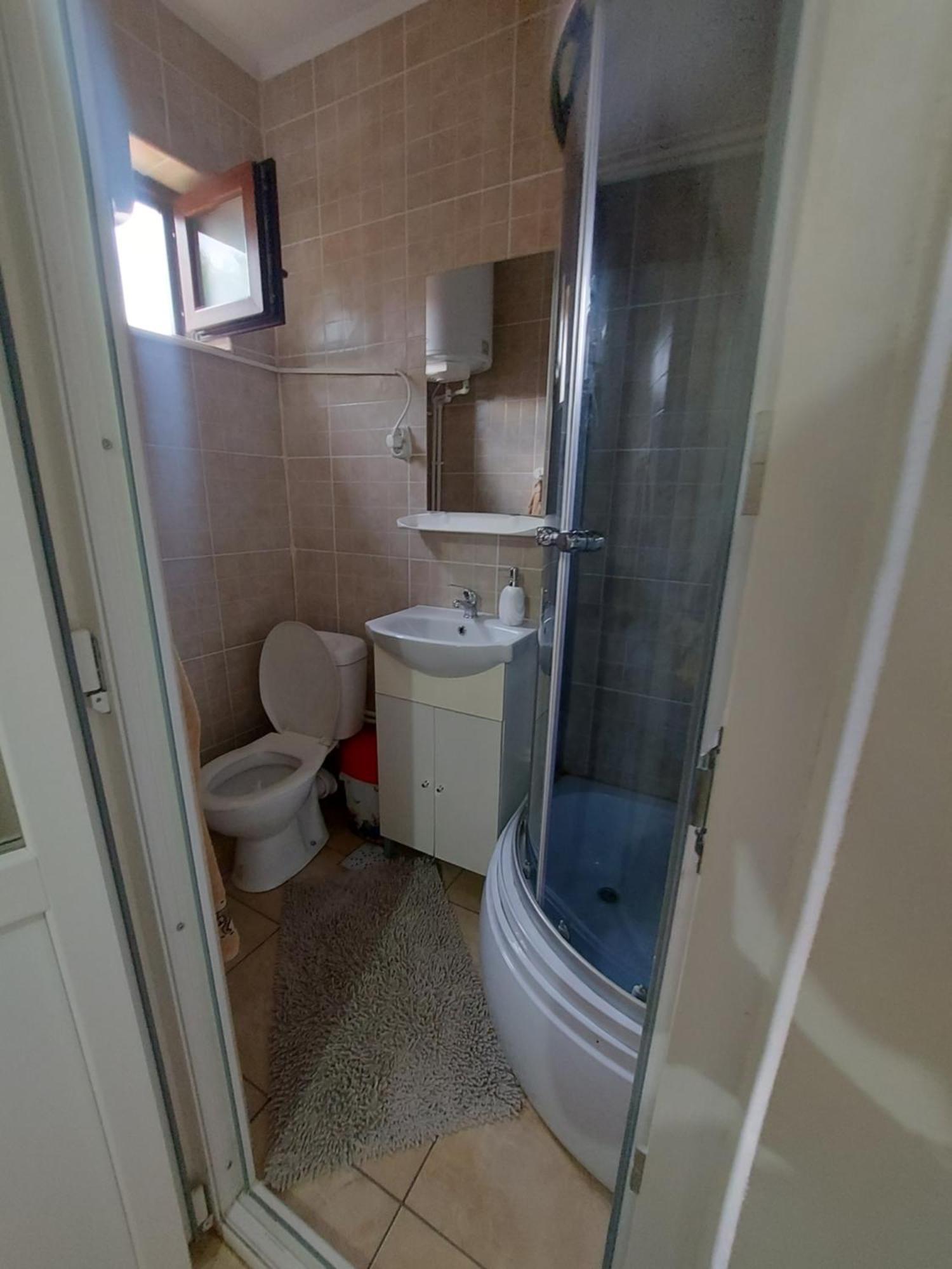 ホテル Casa Dalys Orşova エクステリア 写真
