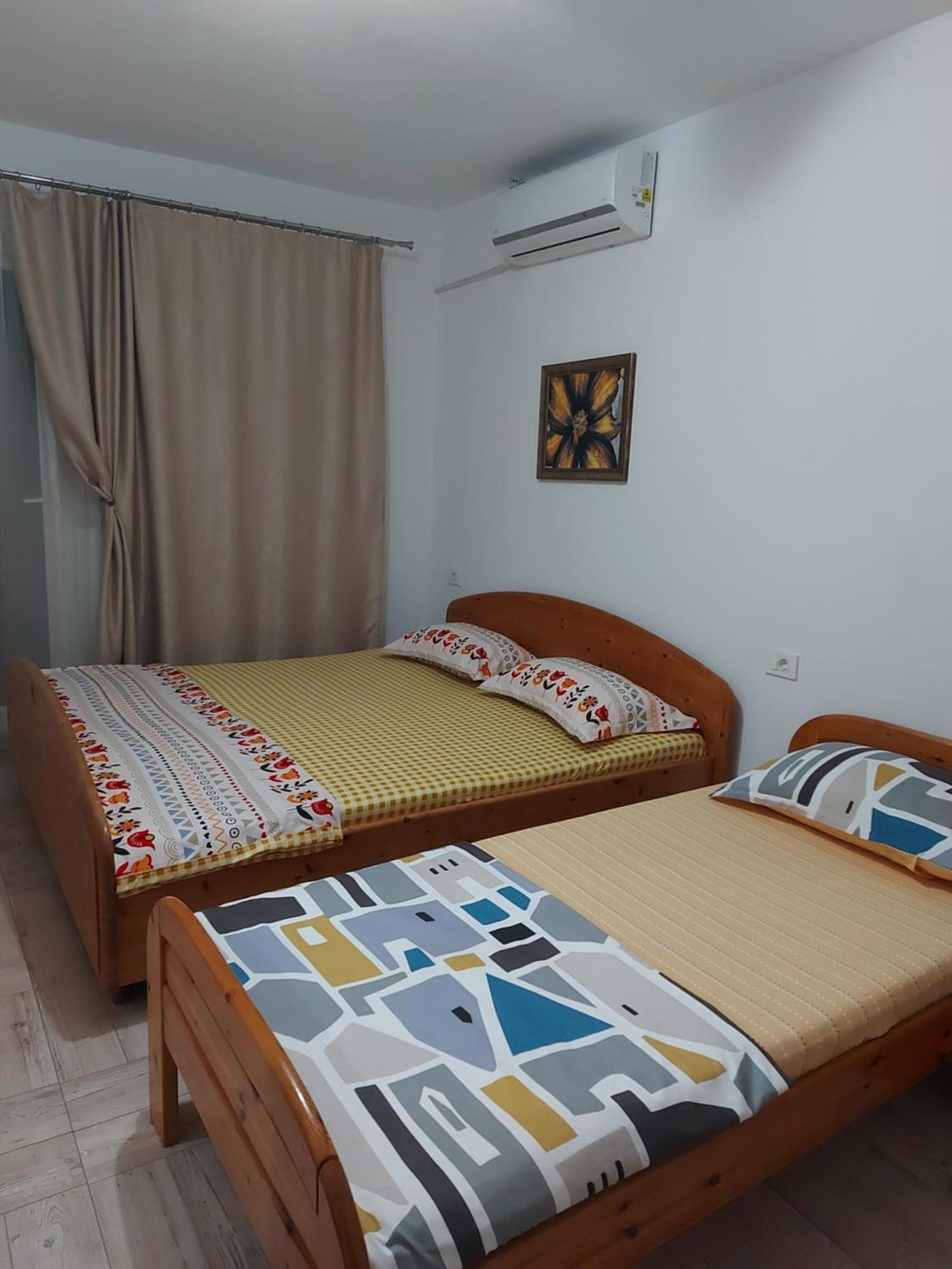 ホテル Casa Dalys Orşova エクステリア 写真