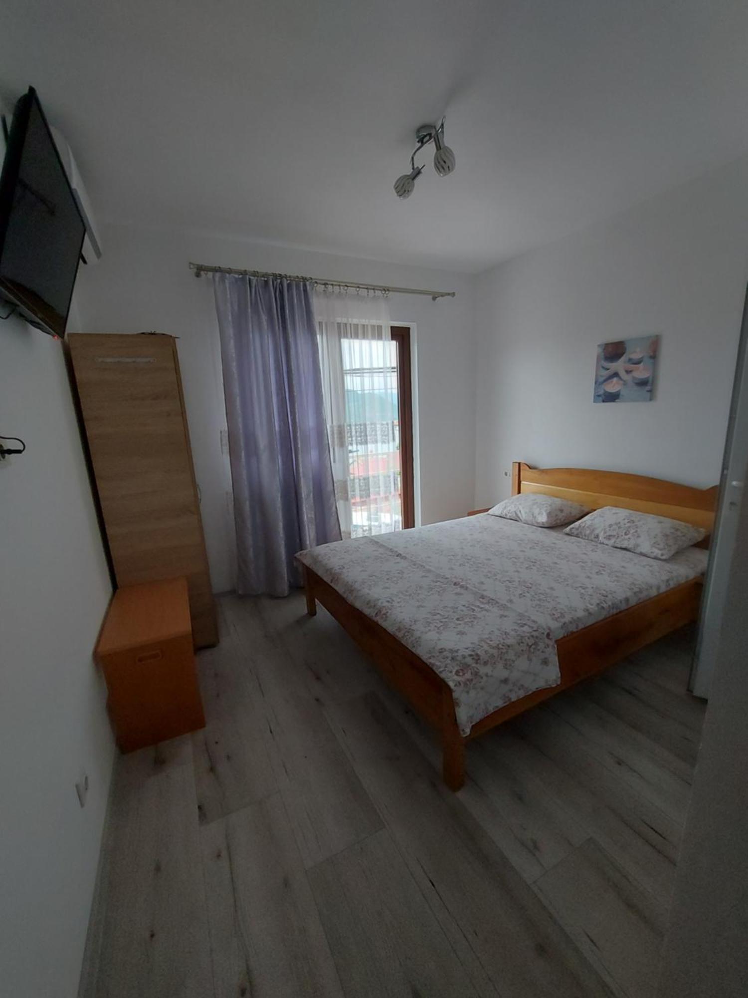 ホテル Casa Dalys Orşova エクステリア 写真