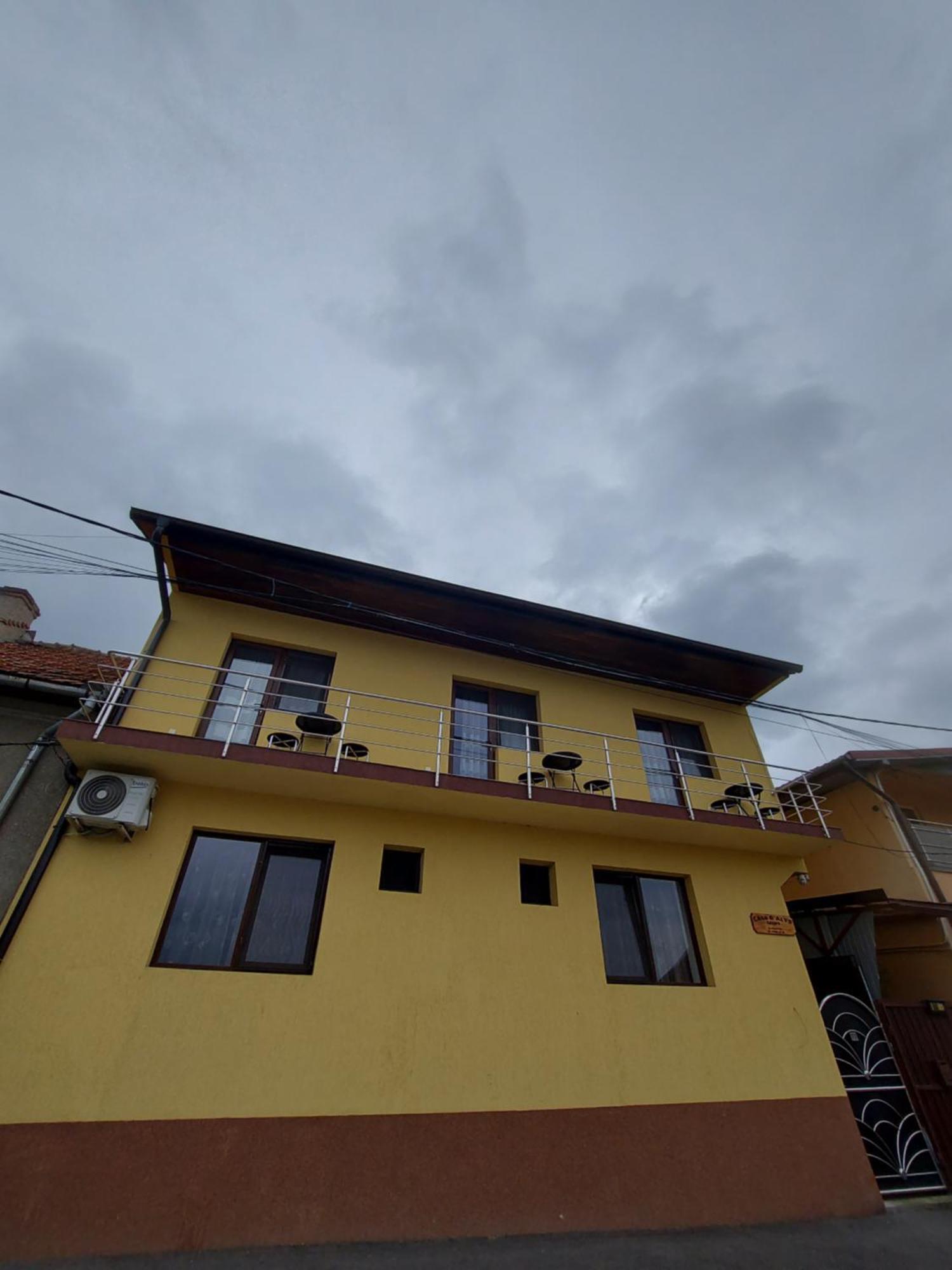 ホテル Casa Dalys Orşova エクステリア 写真