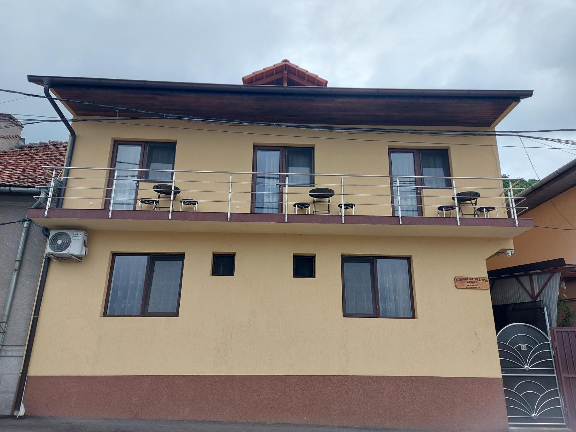 ホテル Casa Dalys Orşova エクステリア 写真